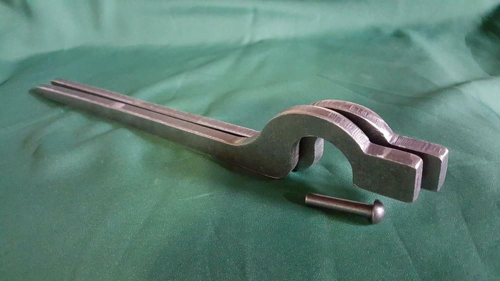 Made in USA - Quick Bolt Tongs