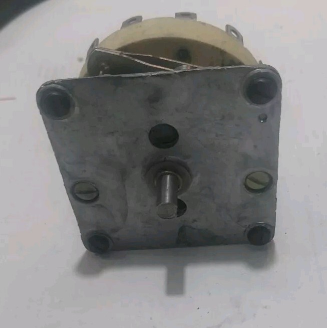 NOS For signal corps Transmitter Unit. Ceramic Rotary Switch.