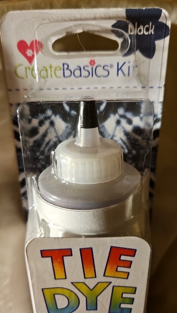 Create Basics BLACK Tie Dye 9 Piece Kit Create Up To 3 Projects!