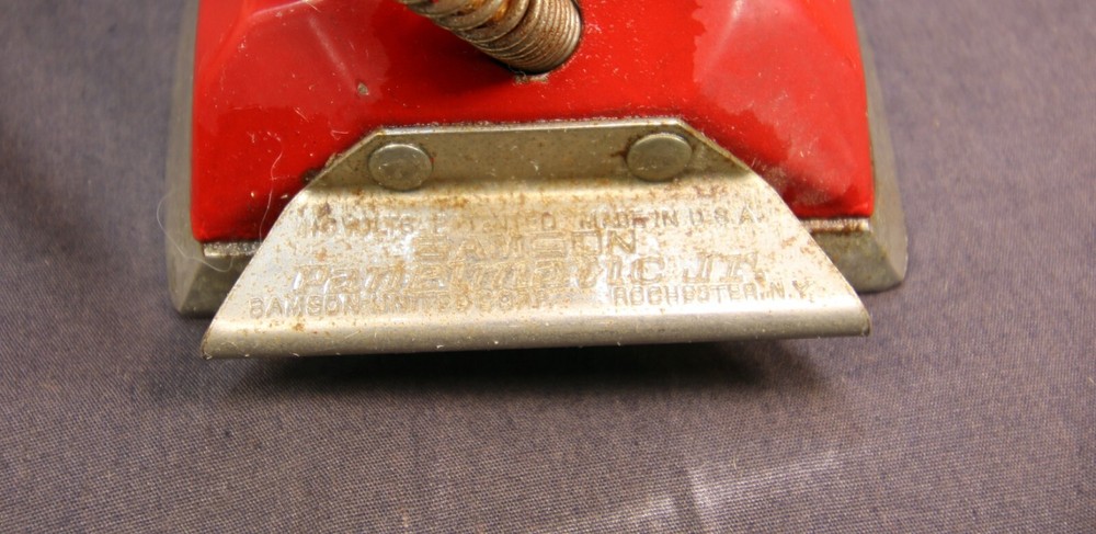 Antique Electric Travel Iron Samson Panelmatic Jr. c1940's Red