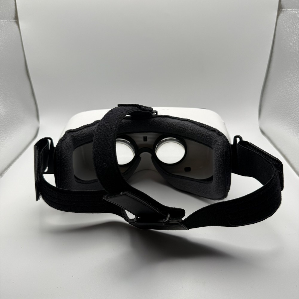Samsung Gear VR Powered by Oculus