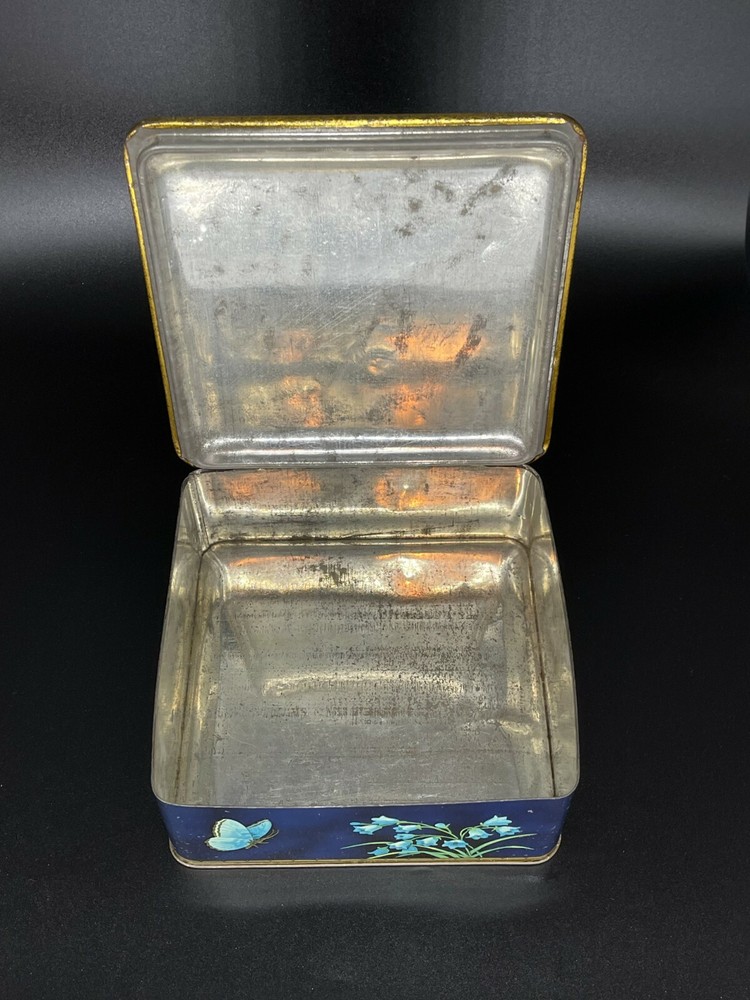 Macfarlane Lang - Butterfly Biscuit Tin 1929