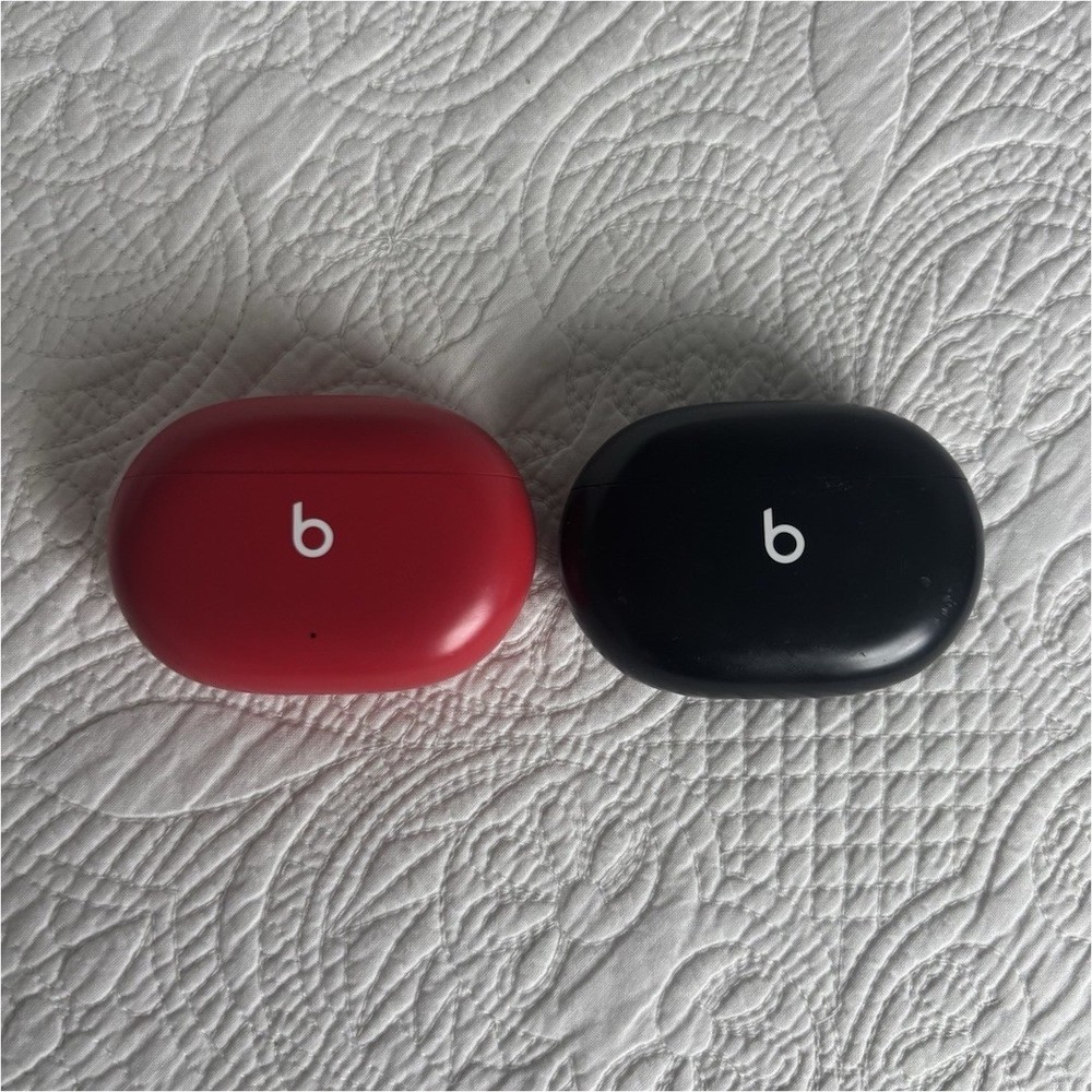 Beats Studio Buds (Set of 2)
