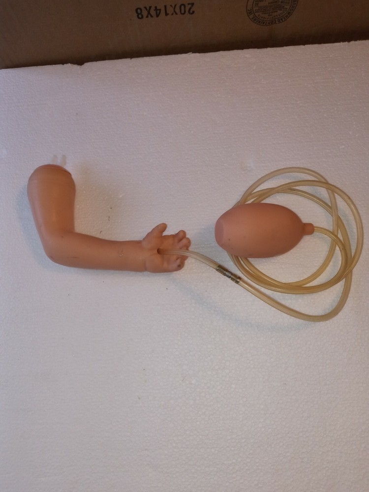 Laerdal Rescusci Baby Brachial Pulse Arm - Tested Working
