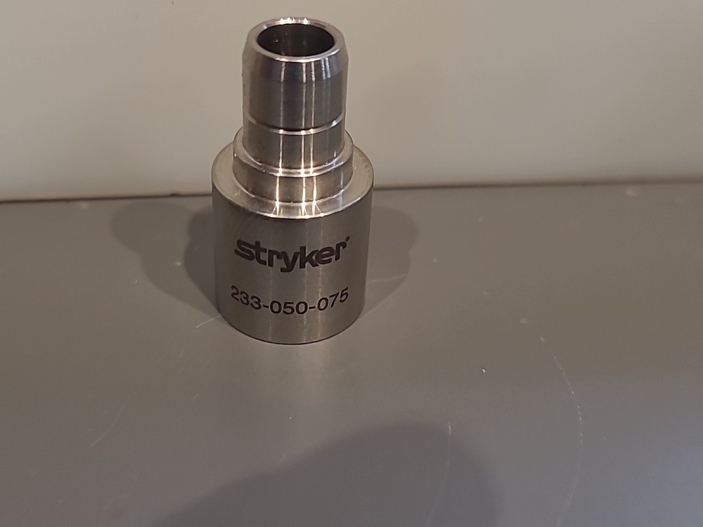 Stryker Light Source Adaptor