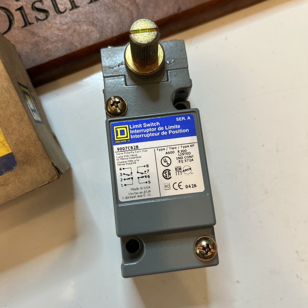 SQUARE D 9007C62B Heavy Duty Limit Switch