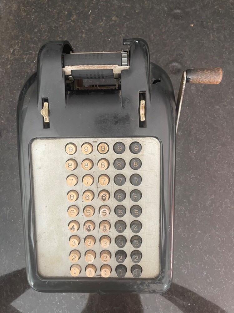 Vintage VICTOR Champion 5 Column Hand Crank Adding Machine. Rare