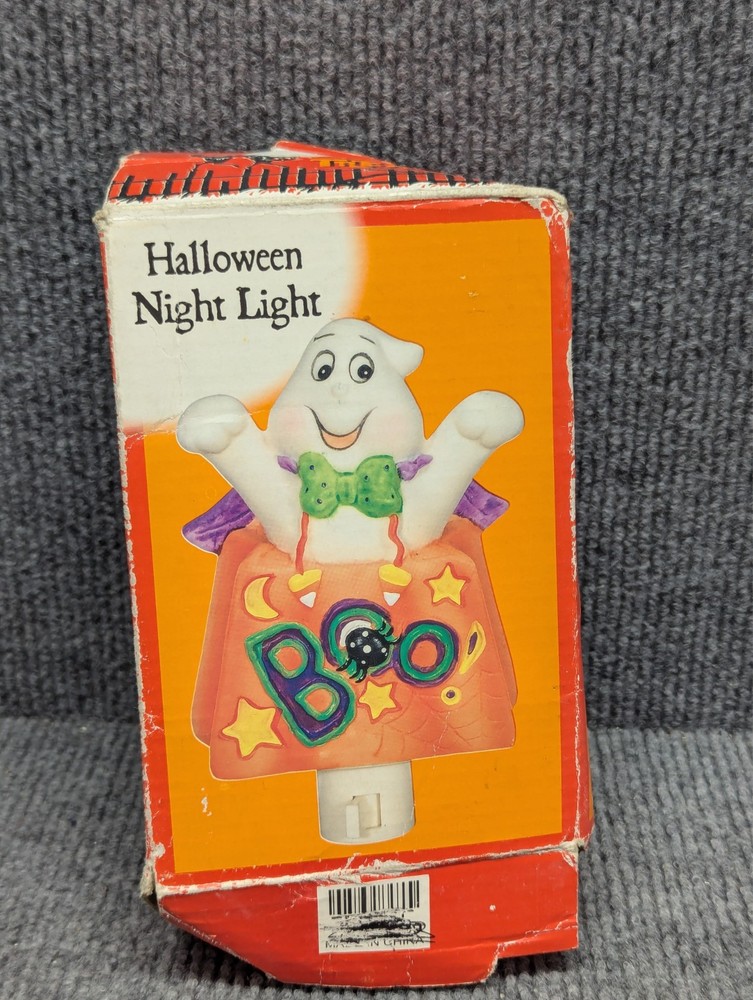 Vintage 1990’s Halloween Ghost Nightlight W Box. Untested - No bulb