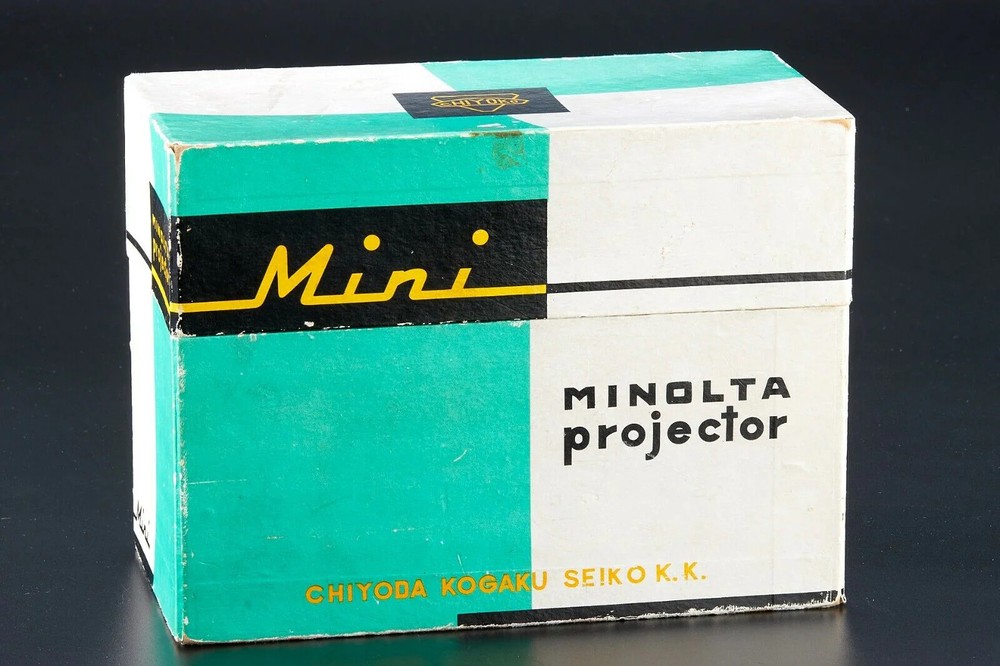 Minolta Mini Projector With Case And Boxed CE10057