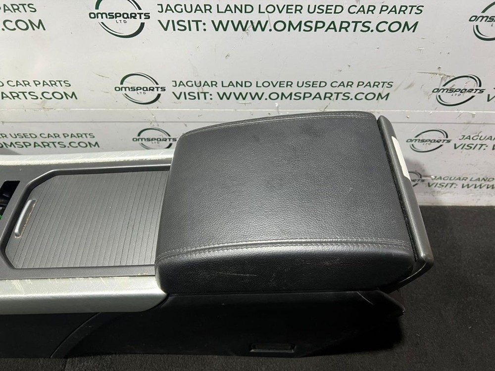 RANGE ROVER EVOQUE L538 CENTRE CONSOLE WITH ARMREST