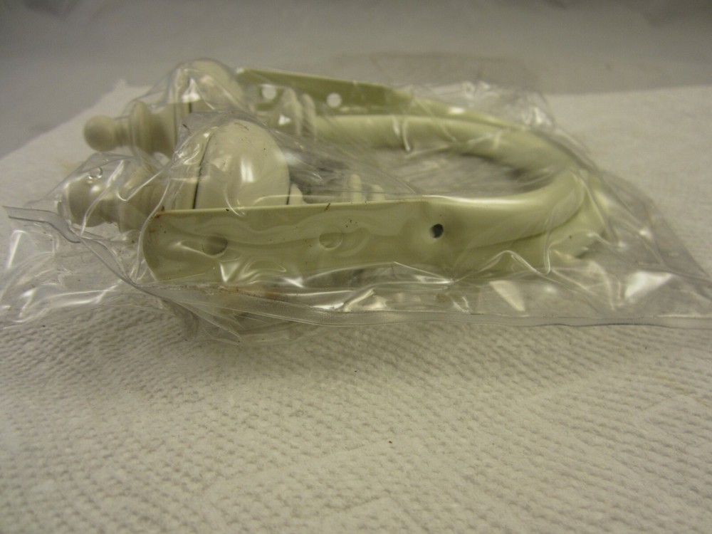 Montevilla Urn Holdback Distressed White 5/8 Inch Set.