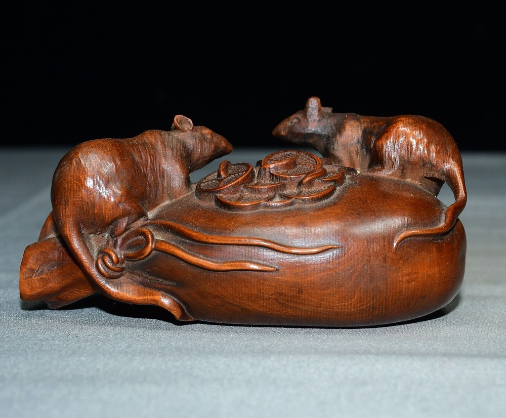 Exquisite Small Leaf Boxwood Mouse Ornament