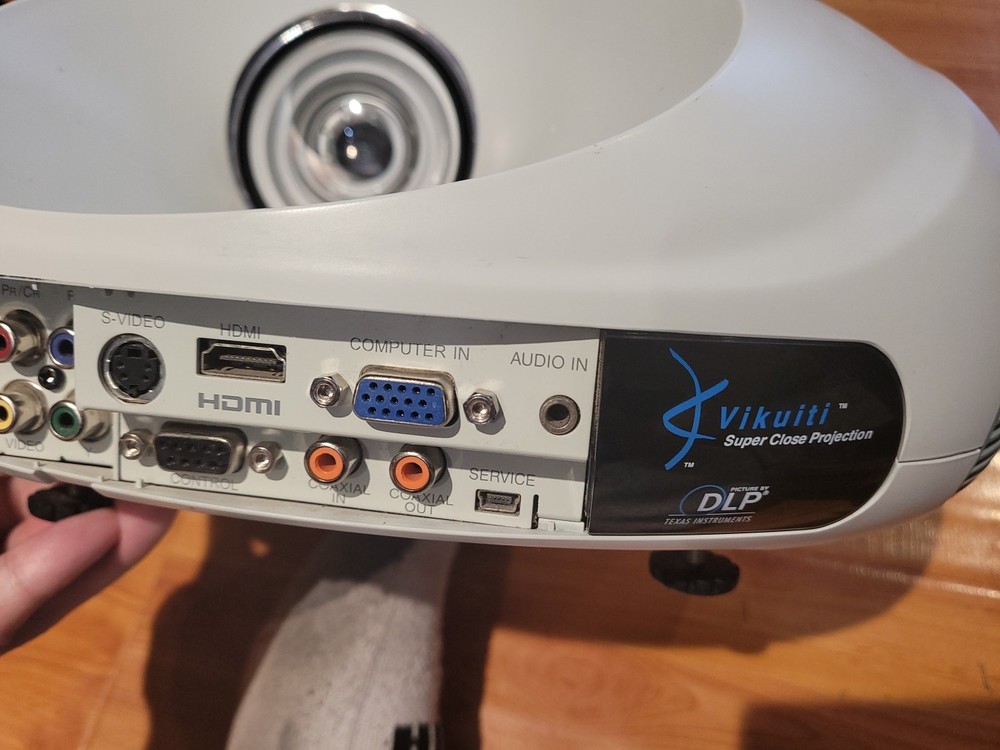 3M DMS 700 Projector