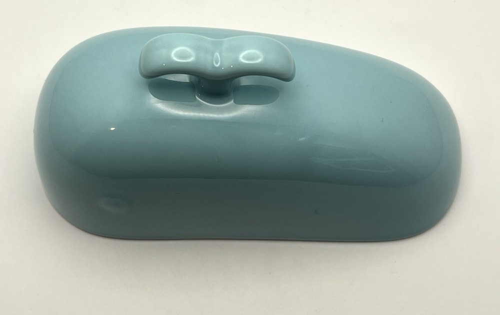 Dowan Ceramic Blue Whale Covered Butter Dish