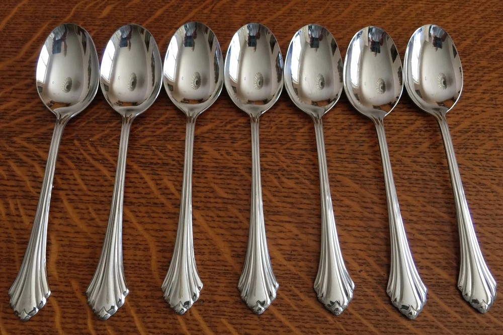 * ONEIDA - BANCROFT * USA Silverware * YOU CHOOSE * STAINLESS FLATWARE *