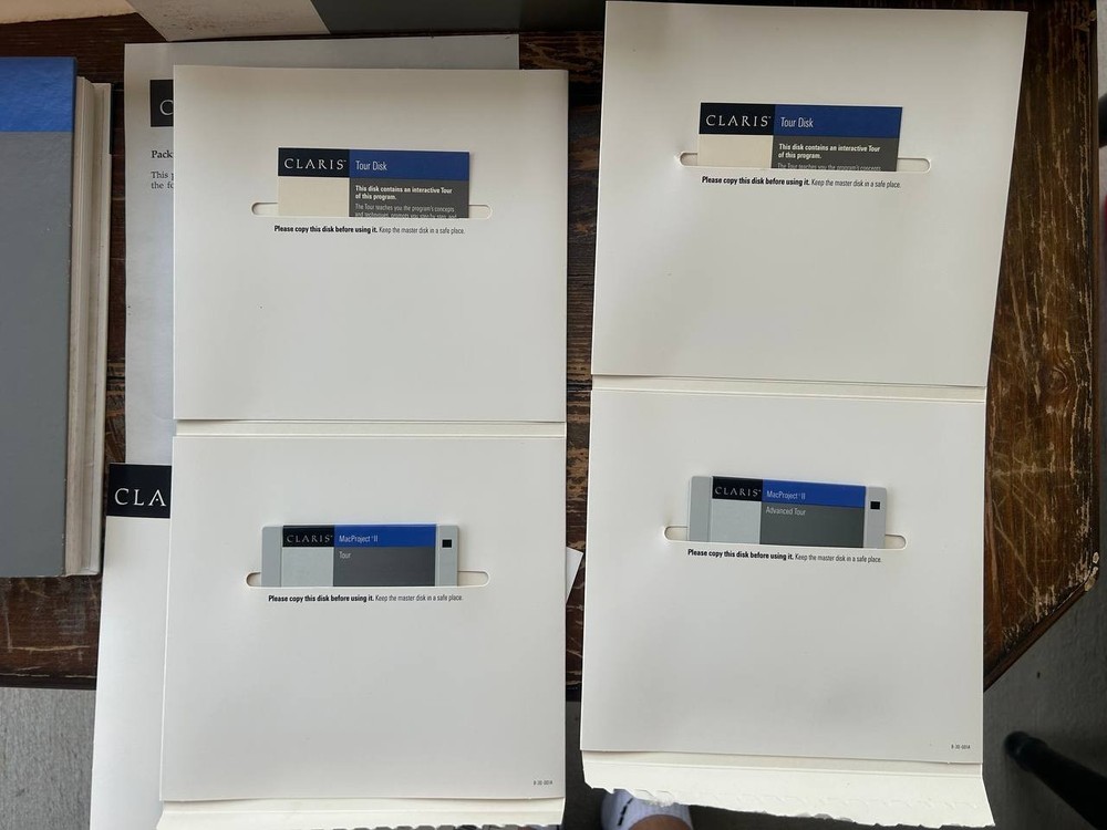 Claris MacProject II Boxed Software Disks Manuals Vintage