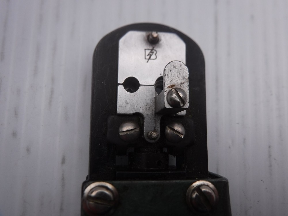 Brandy N22RVMT-3 Hand Crip