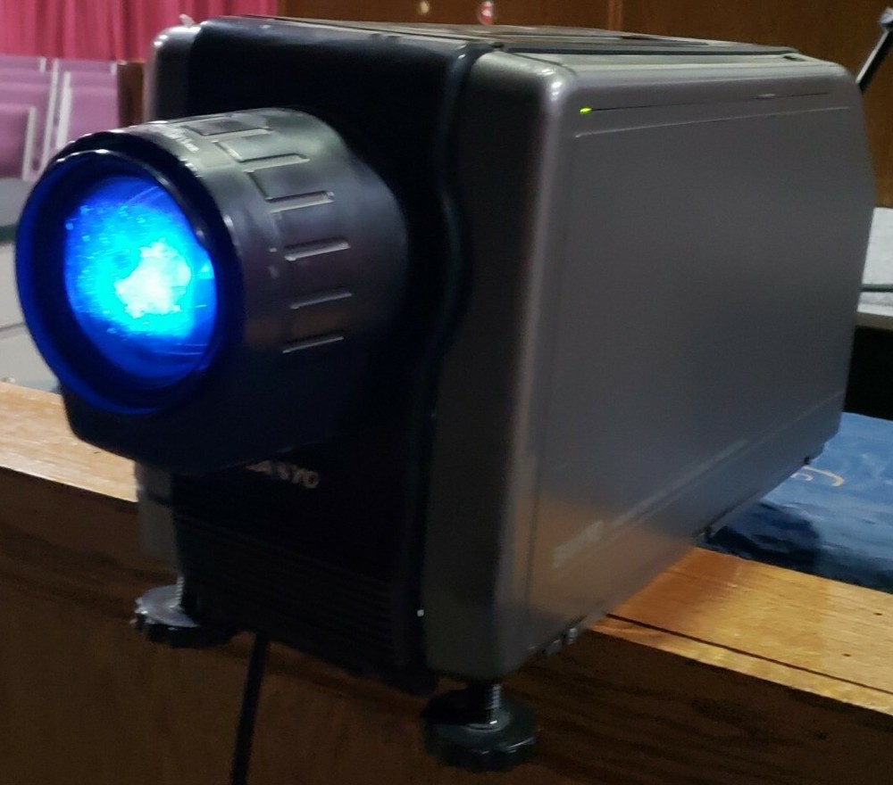 Sanyo LCD Video Projector Model PLC-200N Multi Media