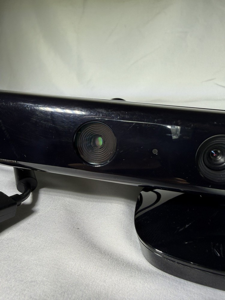 Microsoft 1414 Xbox 360 Kinect Sensor Bar Only - Black