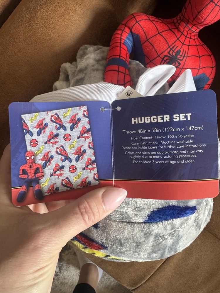 NWT Marvel Spider-Man Stuffed Doll And Throw Blanket With Tags Attached