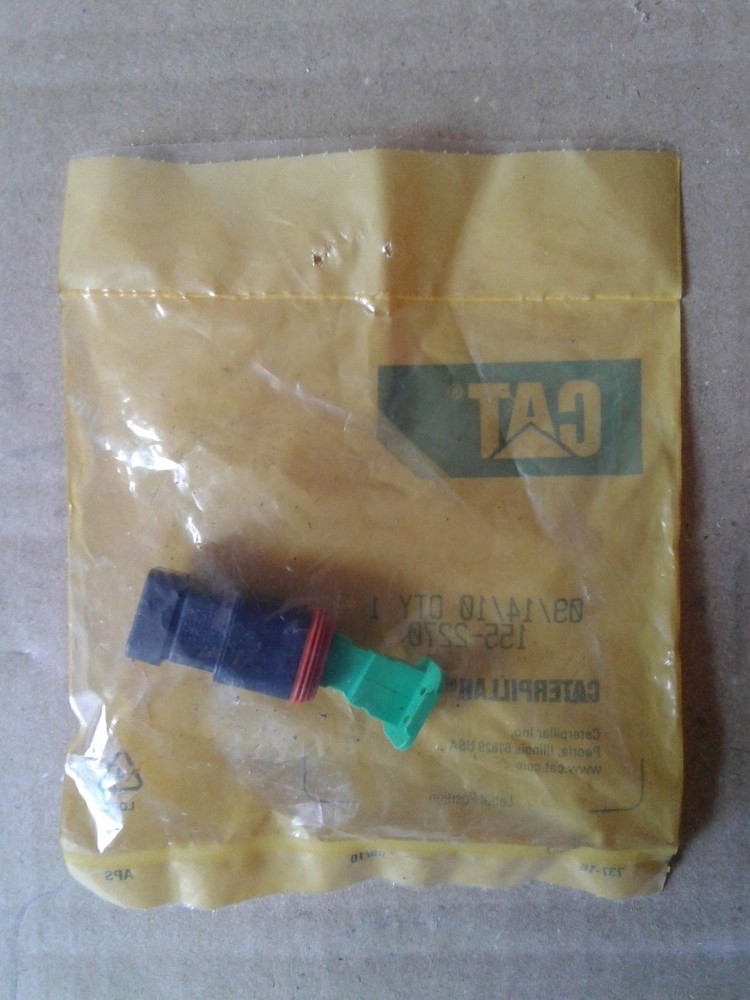 CAT Adapter Plug 1552270
