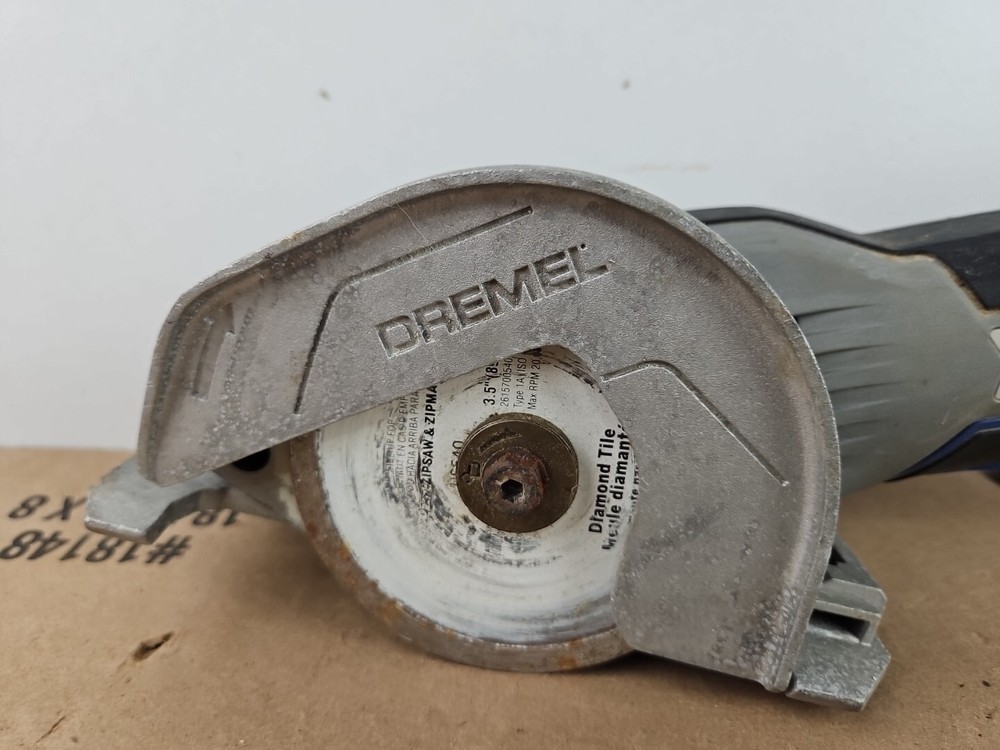 Dremel US20V 20V Max Cordless Compact Saw Tool Only