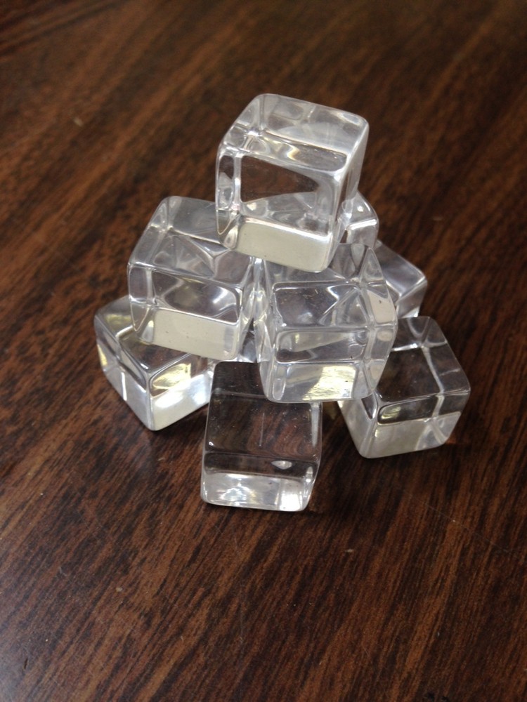 10 PACK Clear Acrylic Tumbled Cube Solid 5/8"