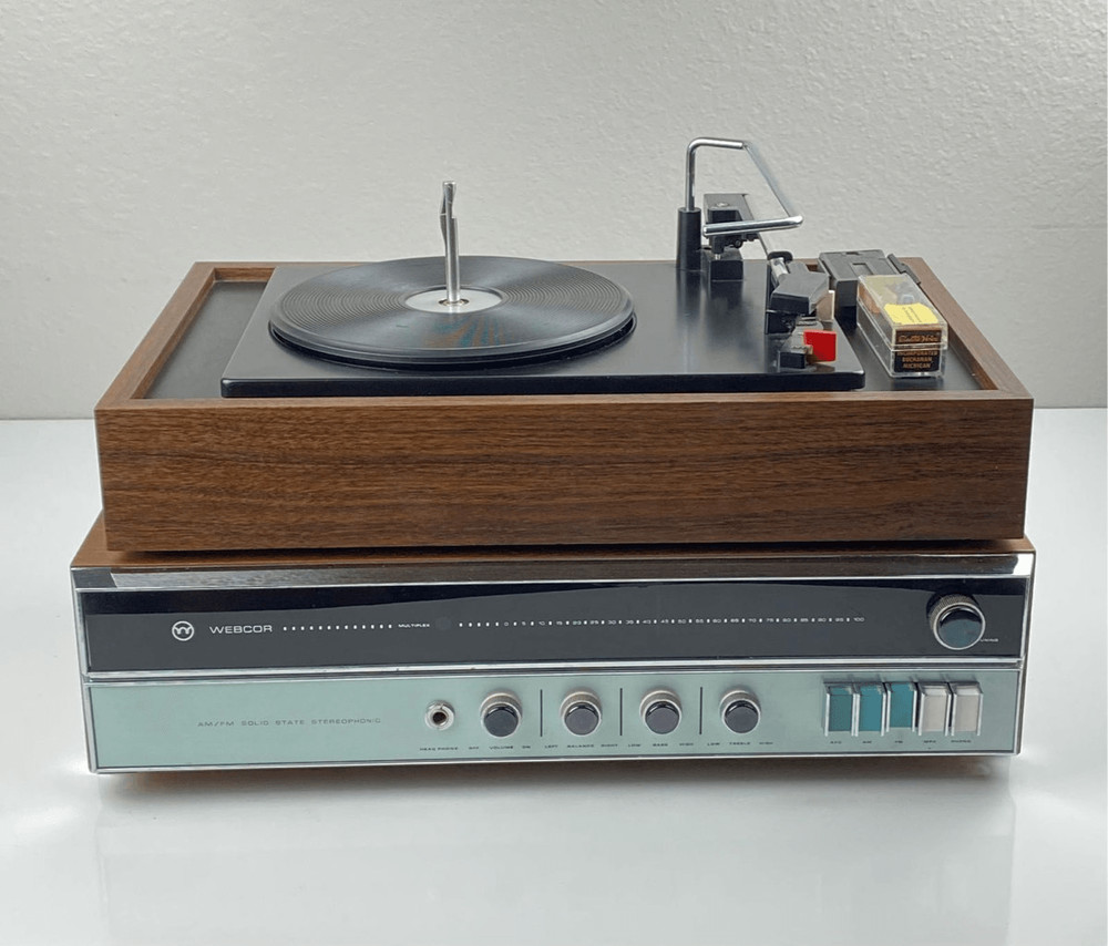 Vtg Webcor AM/FM Solid State Stereophonic Multiplex Receiver & Turntable WFX151