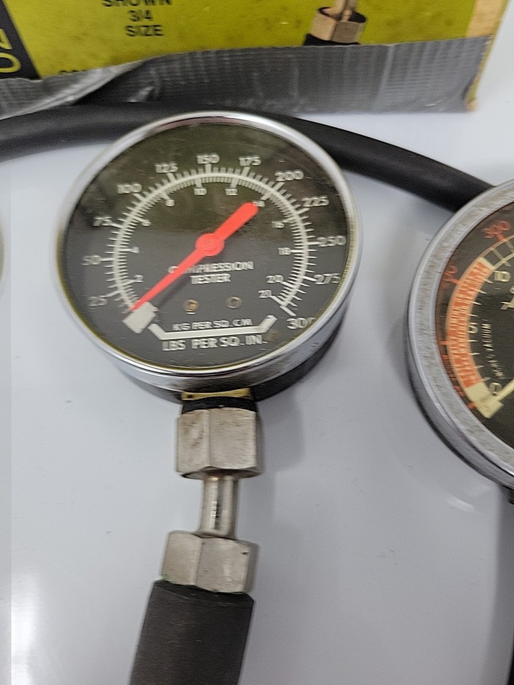 Vintage Compression Tester & Engine vacuum/Fuel Pump Pressure Gauge
