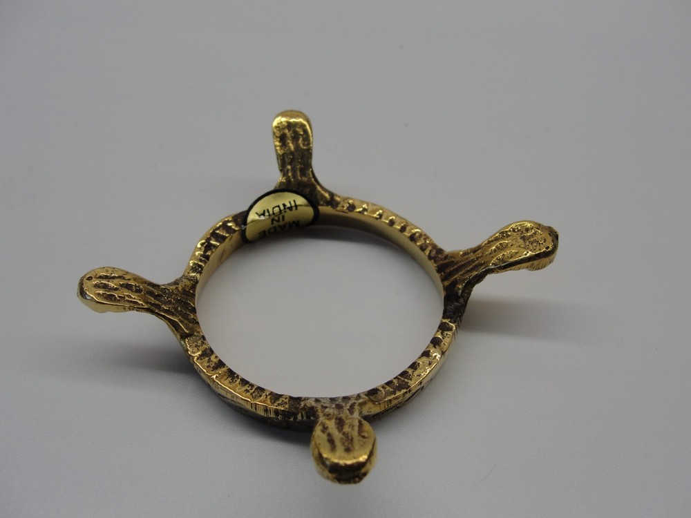 SOLD BRASS STAND FOR YOUR DISPLAY ITEMS Z2416