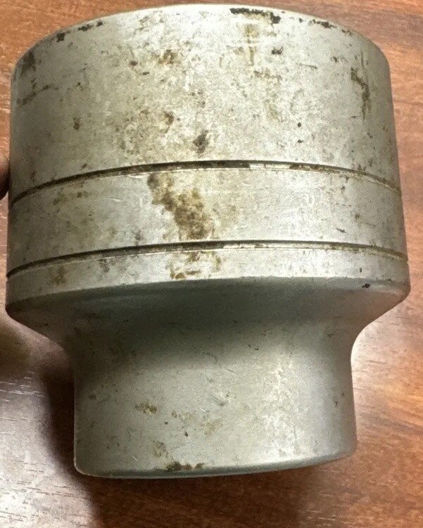 URREA 5794 SOCKET 1” Drive 12 Point 2-15/16”