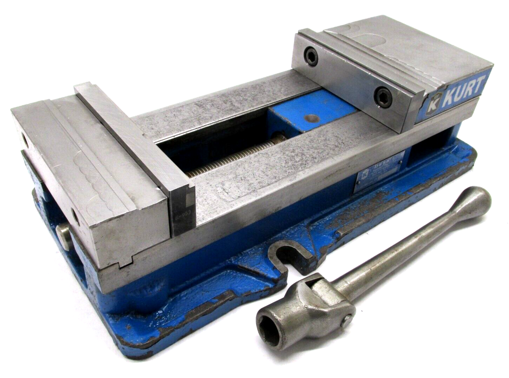 KURT ANGLOCK 6" MILLING MACHINE VISE w/ JAWS & HANDLE - #D688