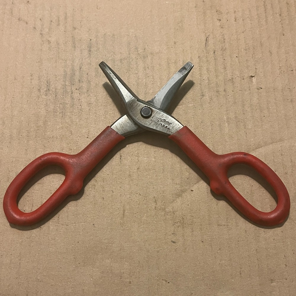 Blue Point SD7A by Snap On Red Duckbill Tin Snips Measuring 7” Long