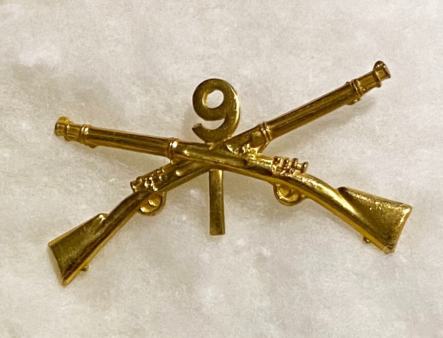 Pre-WWI I Company 9th Infantry Collar Device