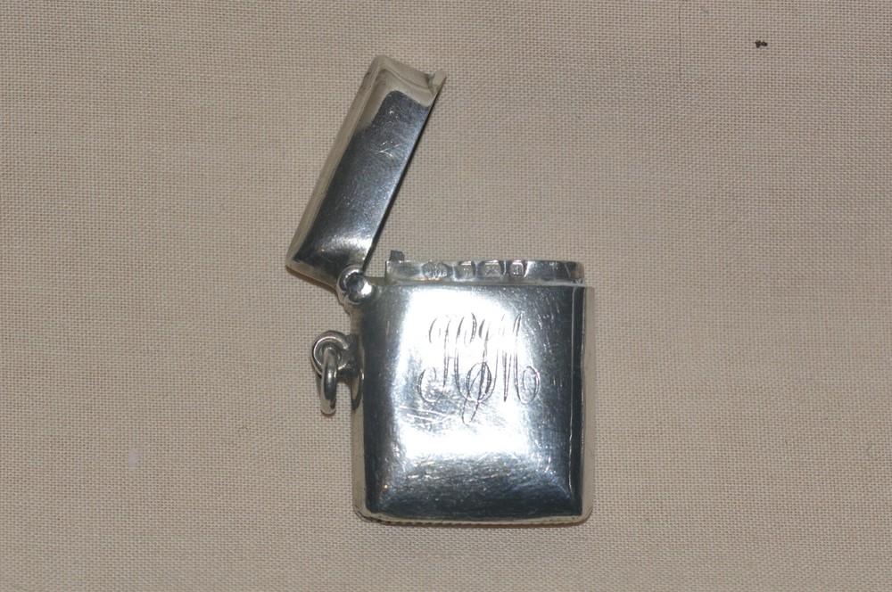 1903 Edwardian Birmingham Silver Vesta Case