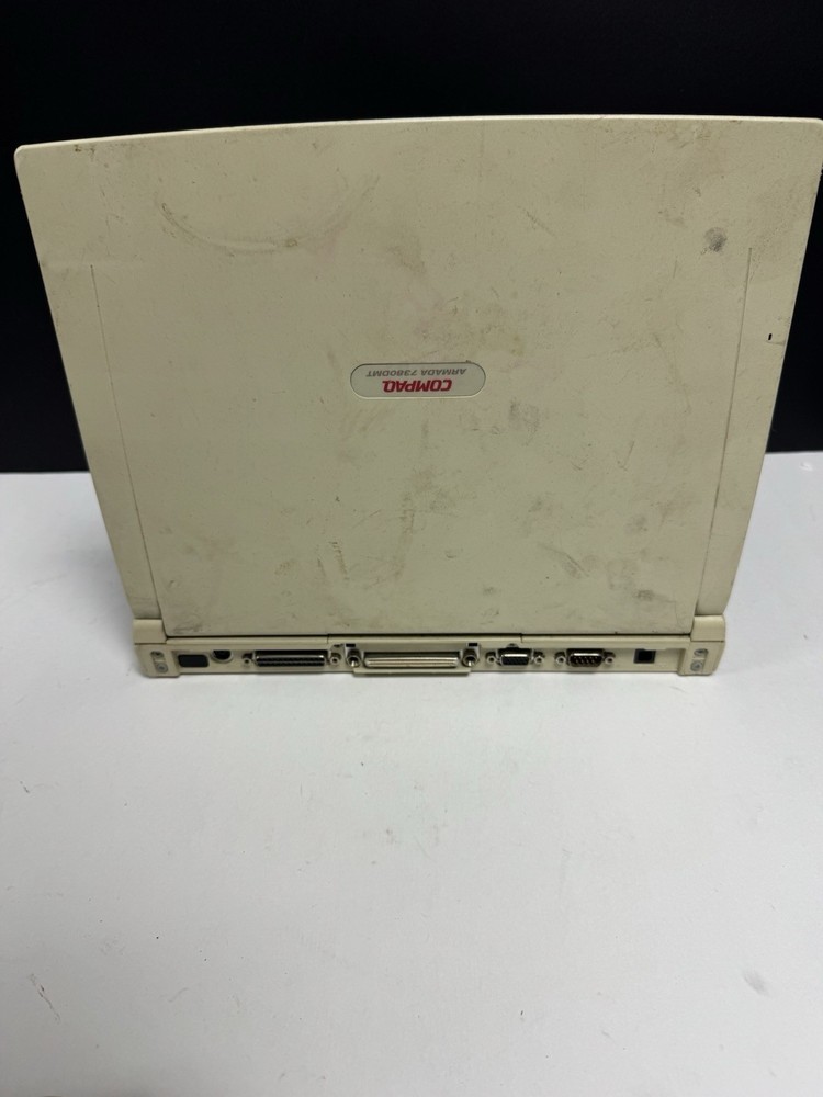 VINTAGE COMPAQ ARMADA 7370DMT LAPTOP COMPUTER - AS/IS