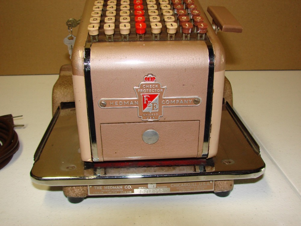 HEDMAN CO. F & E ELECTRIC CHECK WRITER PROTECTOR W/ LOCKING KEYS