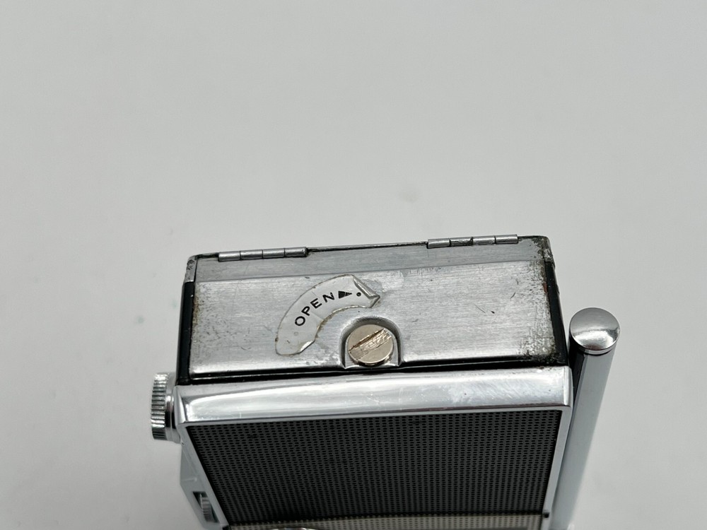 Vintage Standard Micronic Ruby SR-Q460F AM FM Transistor Radio UNTESTED *READ*