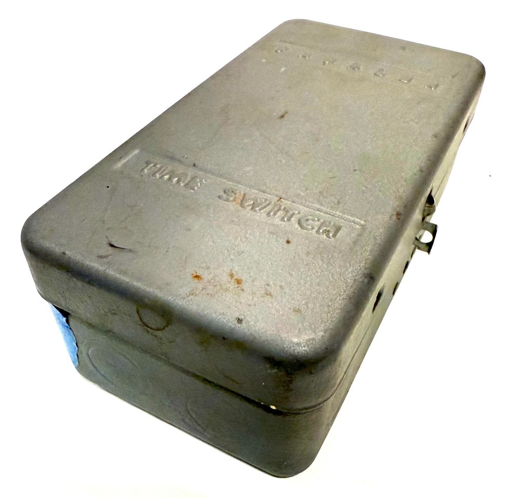 1001-0 Paragon AMF 40 amp Electronic Timer Switch *J