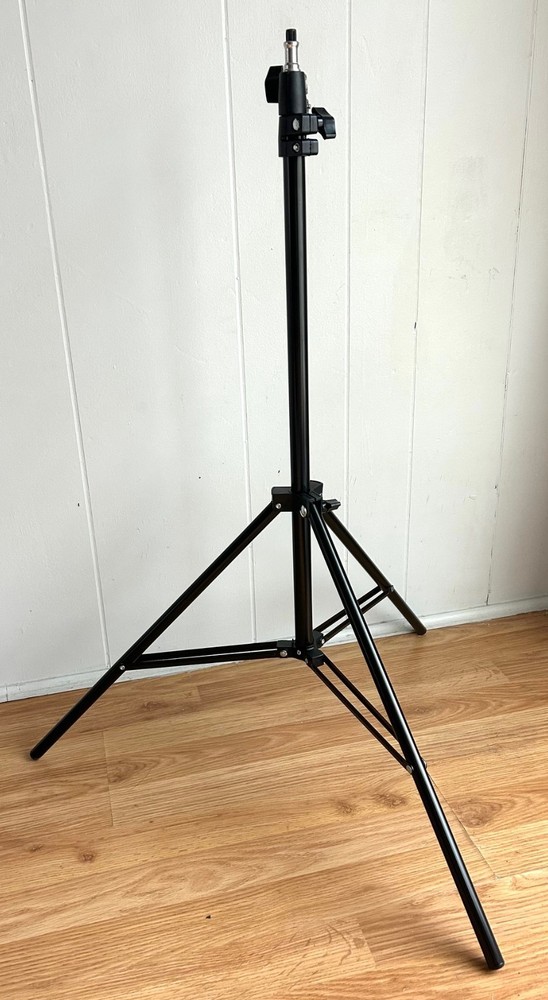 NEW-Amazon Basics compact aluminum light stand
