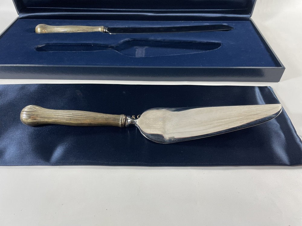 Tiffany & Co. Botanical-Lotus Pattern Sterling Silver Wedding Cake Serving Set