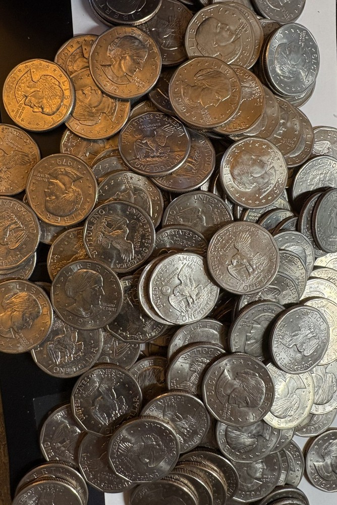 10 Susan B Anthony Dollars.