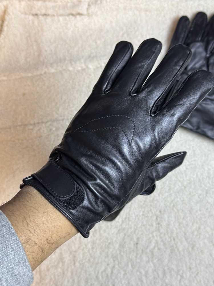 Premium Black Leather Gloves Men’s Size Medium Adjustable Wrist Strap