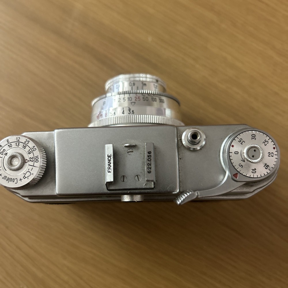 Foca neoplar camera