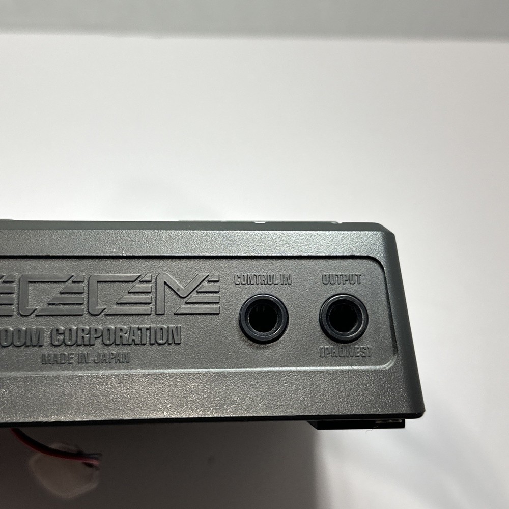 Zoom 505 Guitar Compact Multi Effects Processor Pedal Only Untested