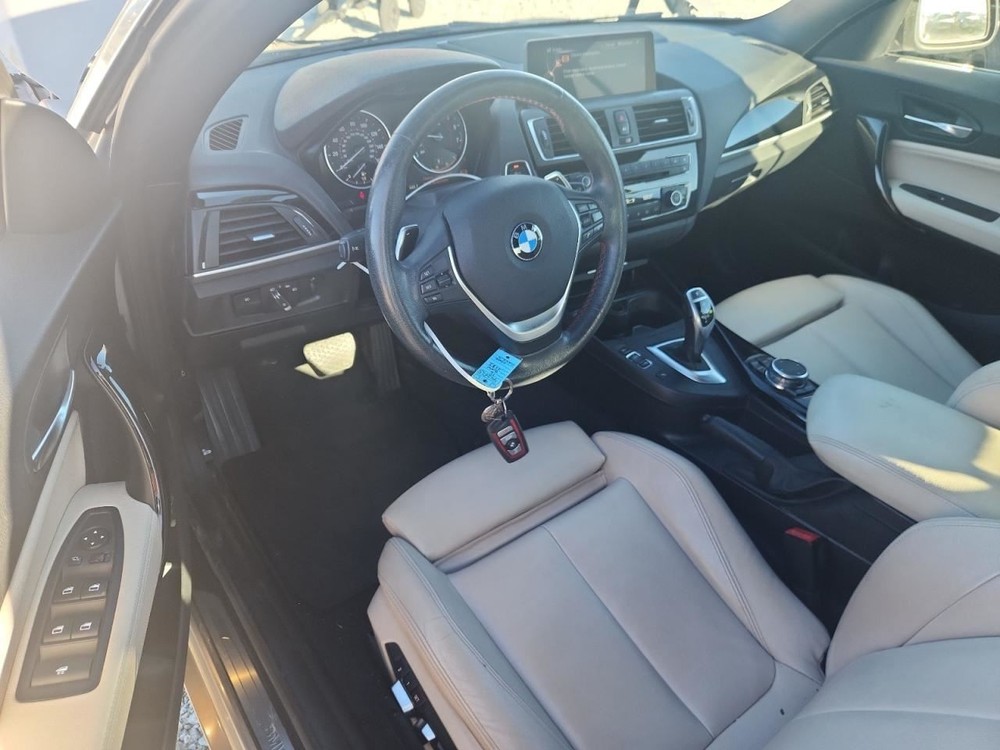 228I 2016 Glove Box 4909902