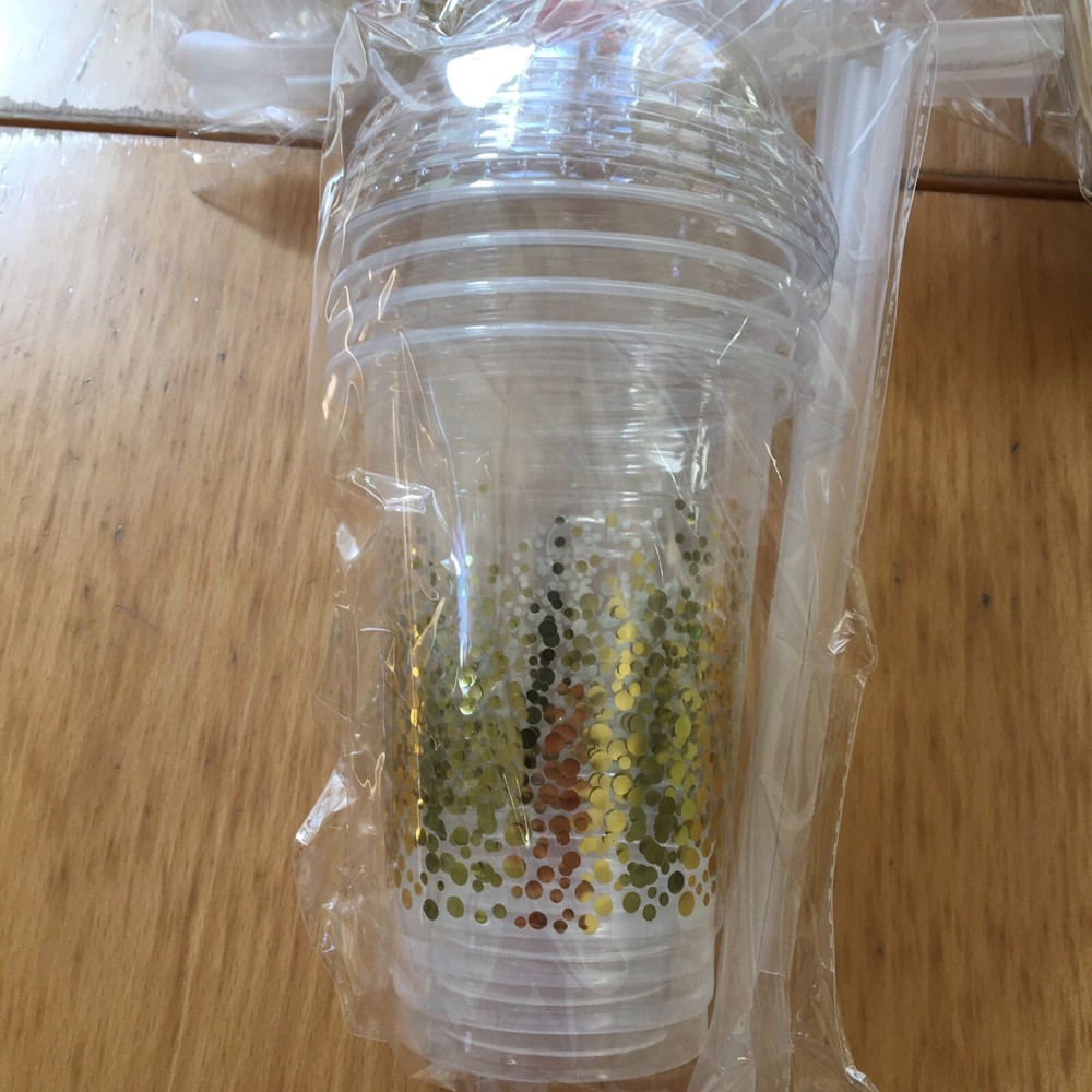 Deluxe Plastic Dome Cups w/Lids & Spoon Straws 16.5oz Disposable 4 pack
