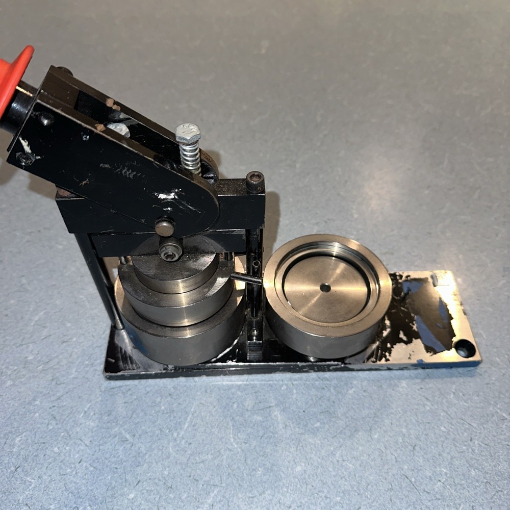 Tecre Model 200 Round Button Making Machine READ DESCRIPTION!!!!