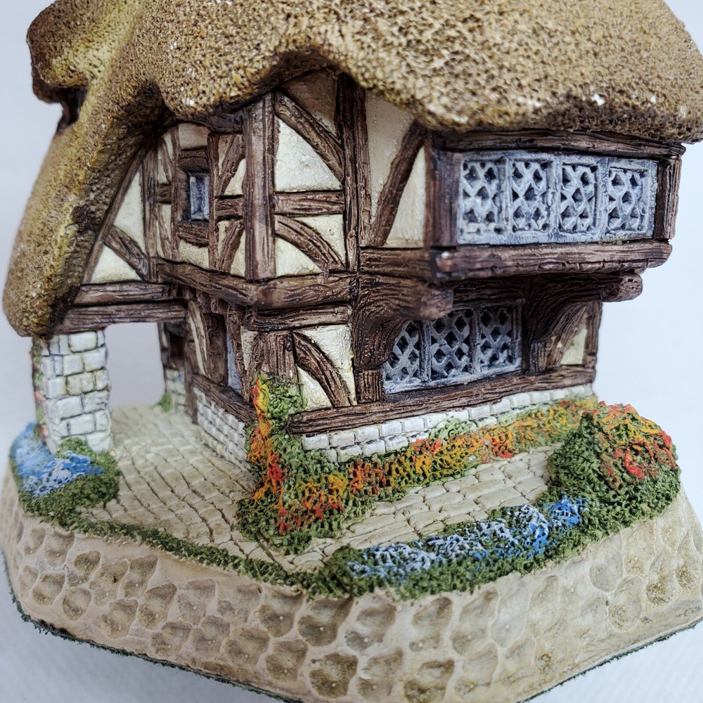 David Winter Pudding Cottage John Hine Ltd Hand Made/Hand Painted 1982