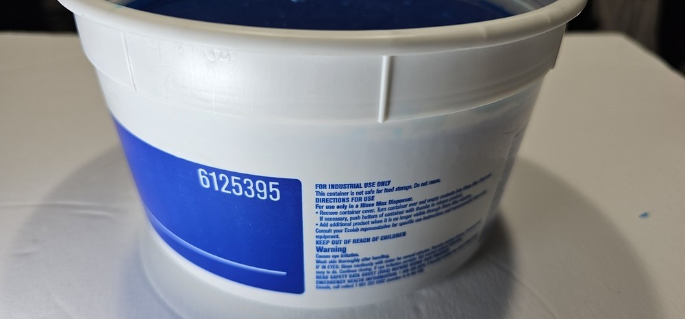 2 NEW Ecolab Concentrated Solid Brilliance Rinse Additive Formula 6125395